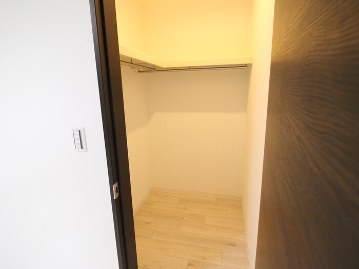 物件内観写真10　(収納)
