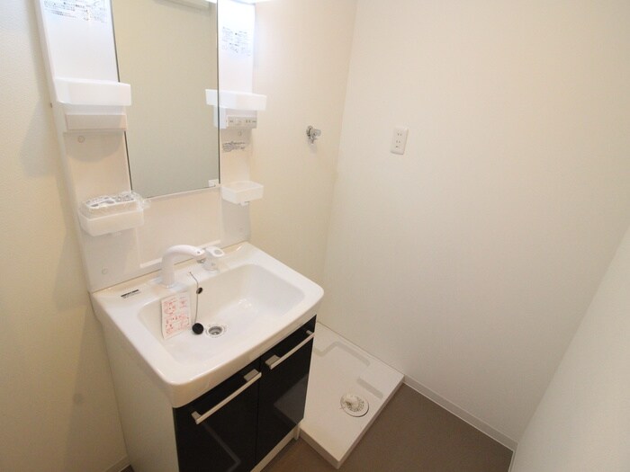 物件内観写真13　(洗面)