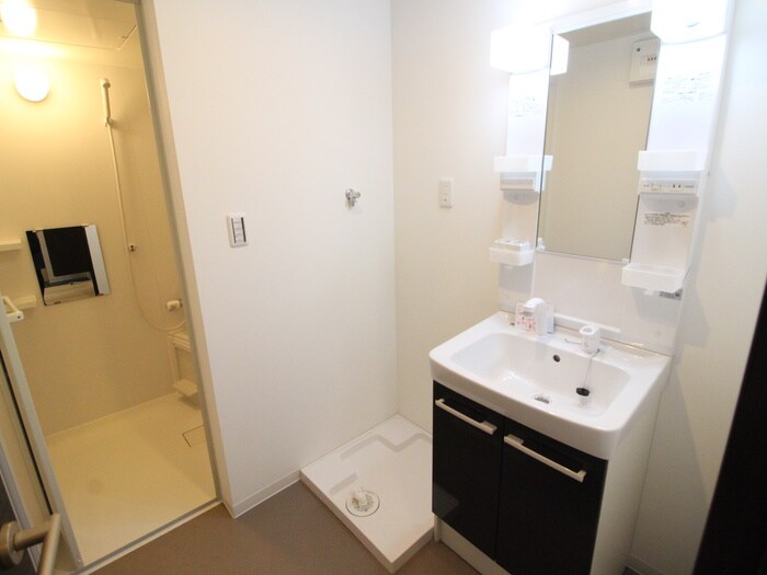 物件内観写真13　(洗面)