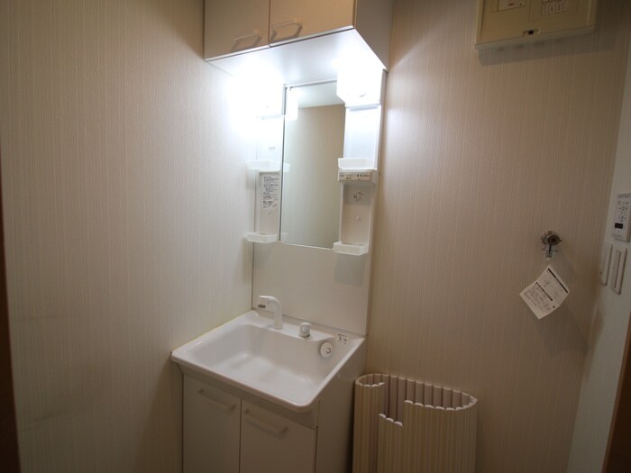 物件内観写真11　(洗面)