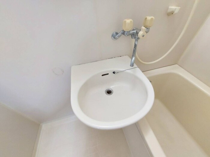 物件内観写真15　(洗面)