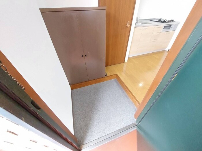 物件内観写真19　(玄関)