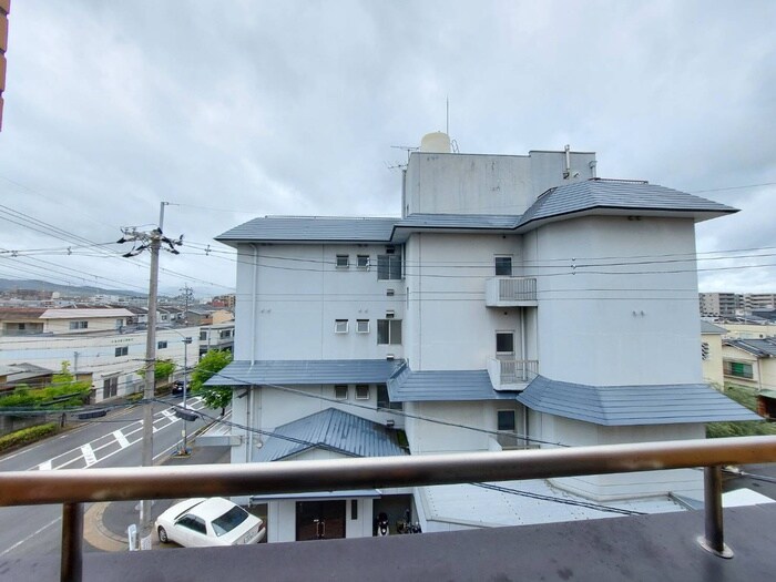 物件内観写真21　(室内からの展望)