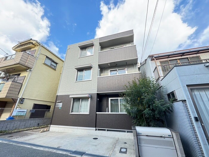 物件外観写真1　(外観写真)