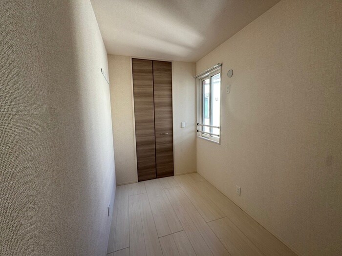 物件内観写真18　(居室)