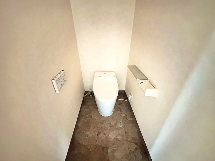 物件内観写真15　(トイレ)