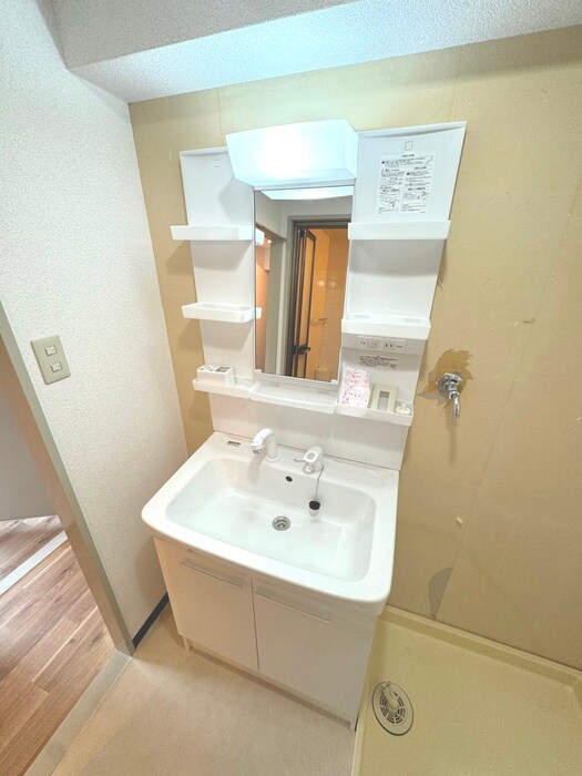 物件内観写真10　(洗面)