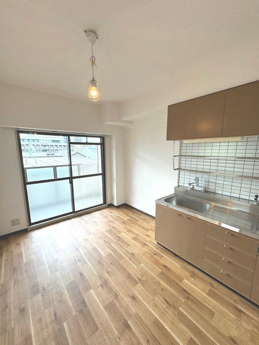 物件内観写真12　(居室)