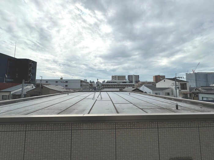 物件内観写真18　(室内からの展望)