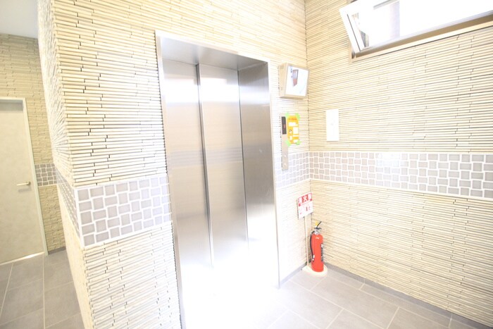 物件外観写真6　(建物設備)