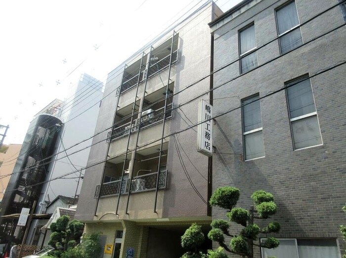 物件外観写真5　(エントランス部分)