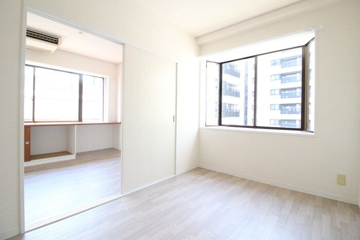 物件内観写真5　(居室)