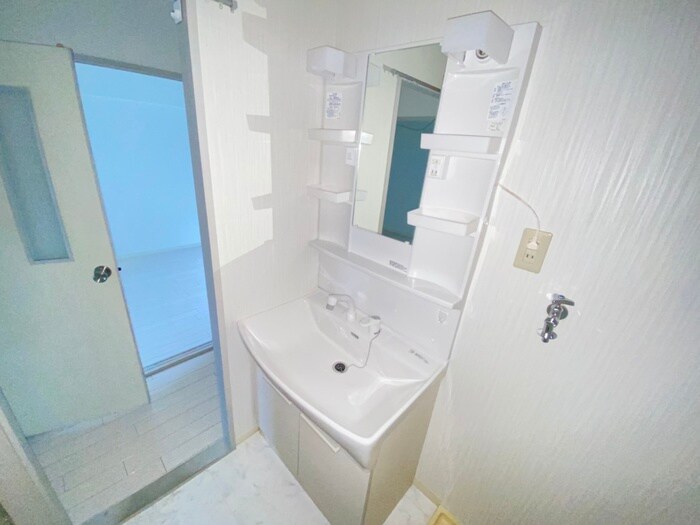 物件内観写真12　(洗面)