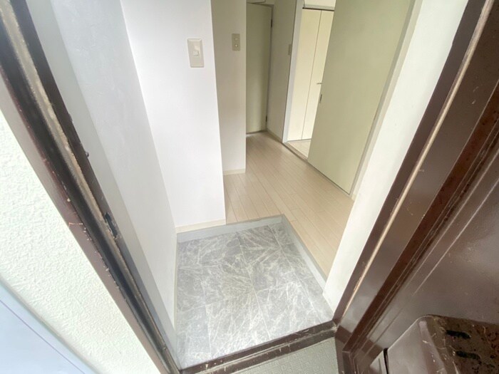 物件内観写真20　(玄関)