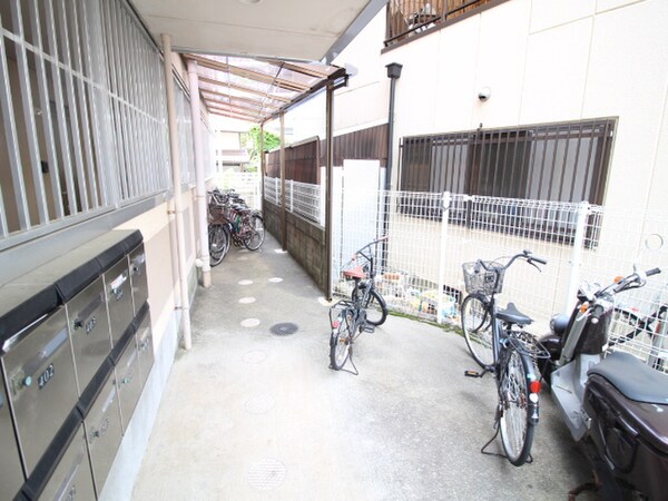 駐輪場