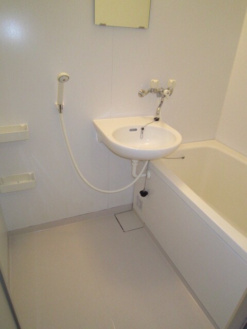 物件内観写真11　(バス／シャワールーム等)