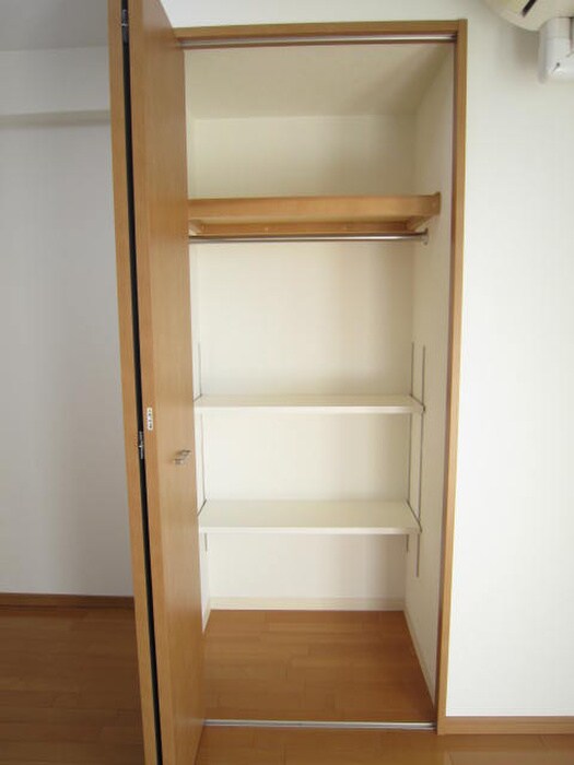 物件内観写真22　(収納)