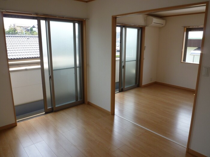 物件内観写真9　(居室)