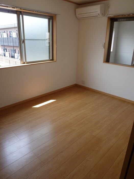 物件内観写真12　(居室)