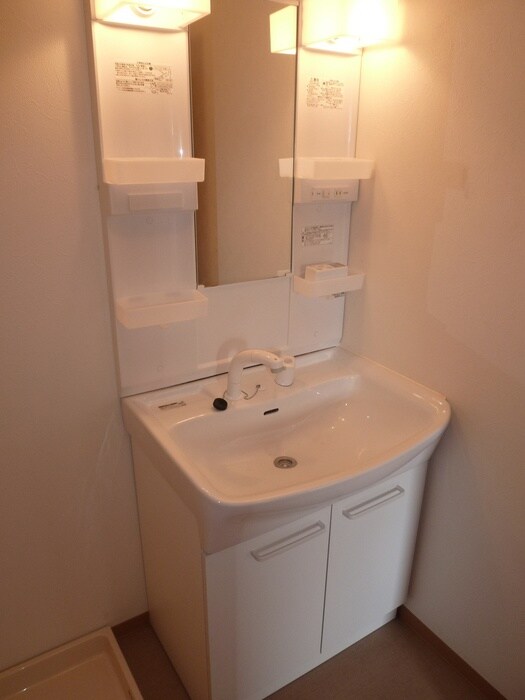 物件内観写真13　(洗面)