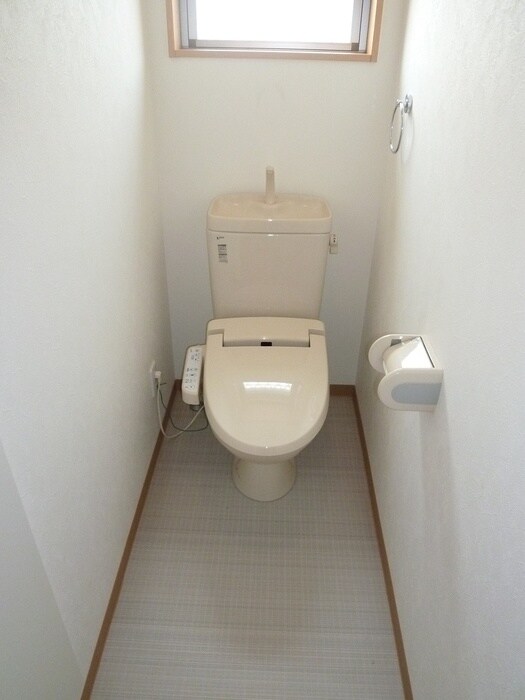 物件内観写真16　(トイレ)