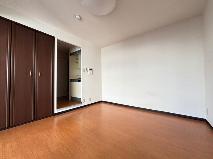 物件内観写真5　(居室)