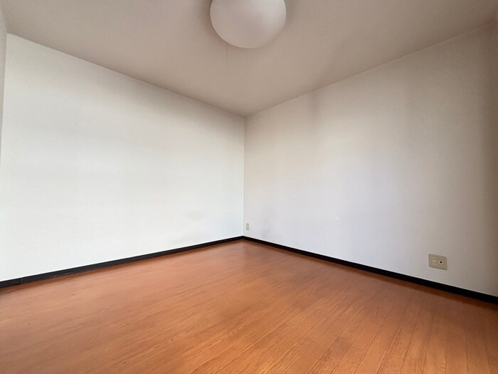 物件内観写真16　(居室)