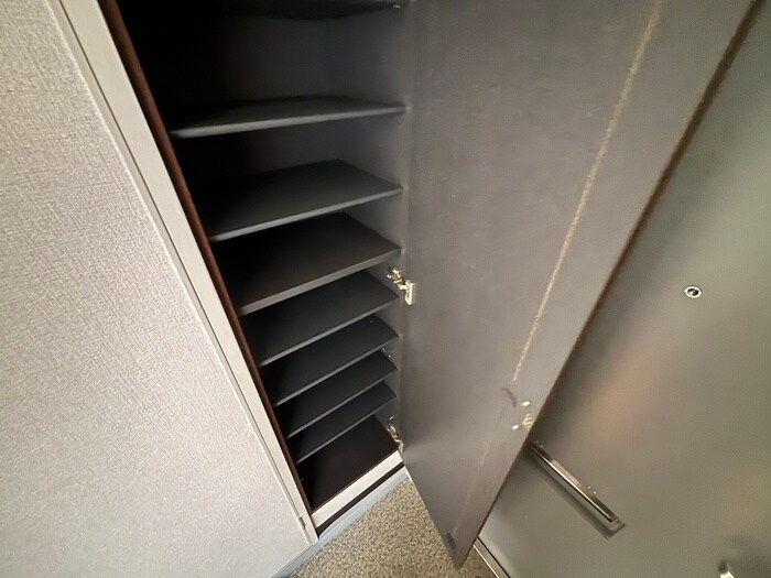 物件内観写真17　(靴箱)