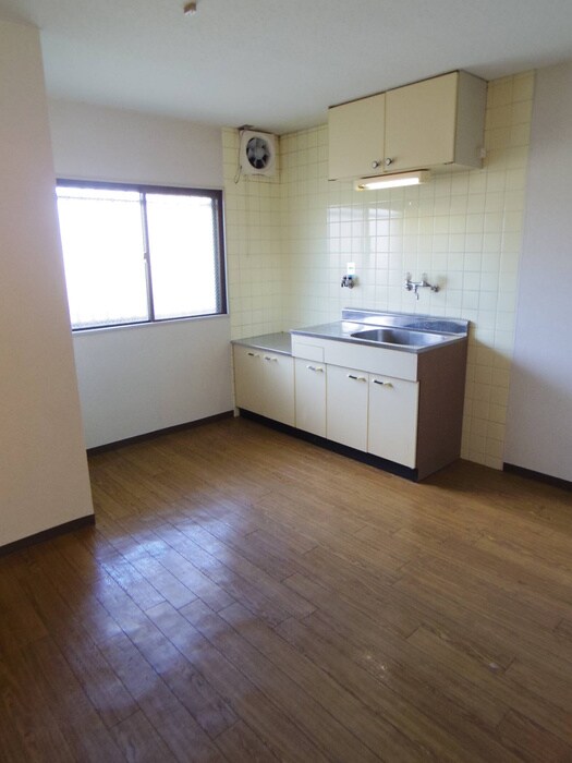 物件内観写真5　(居室)