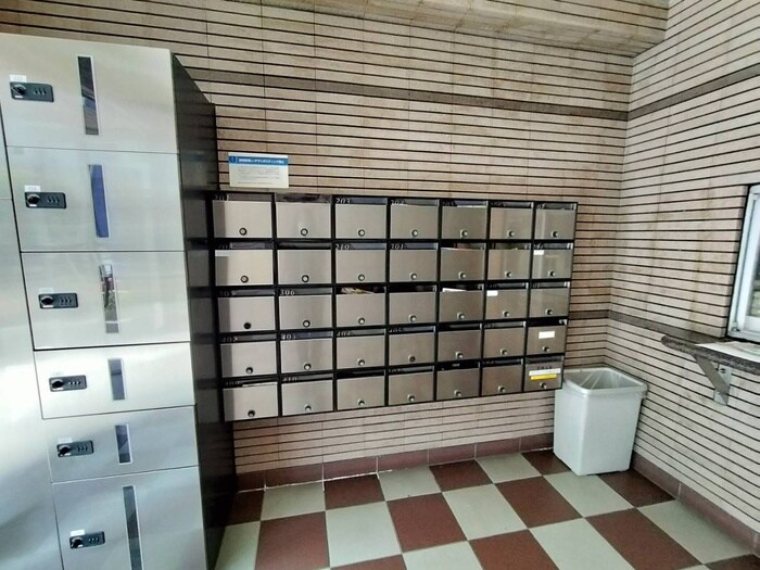 物件外観写真4　(建物設備)