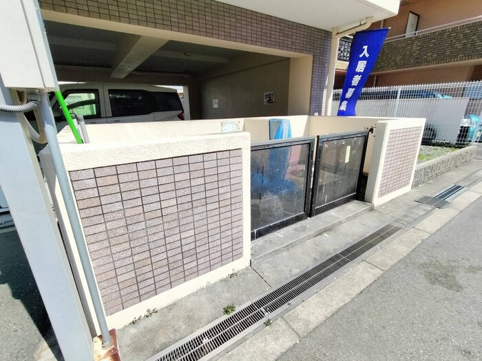物件外観写真5　(建物設備)