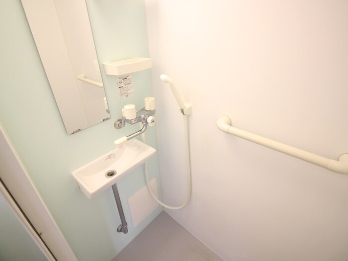 物件内観写真12　(洗面)