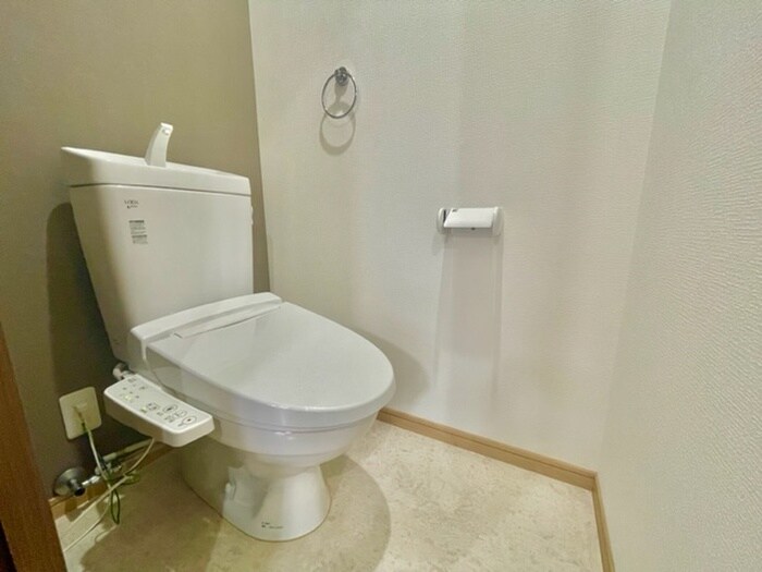 物件内観写真15　(トイレ)