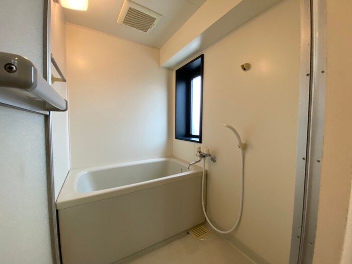 物件内観写真7　(バス／シャワールーム等)