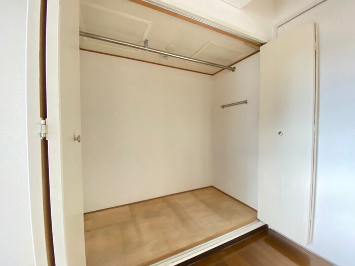 物件内観写真11　(収納)