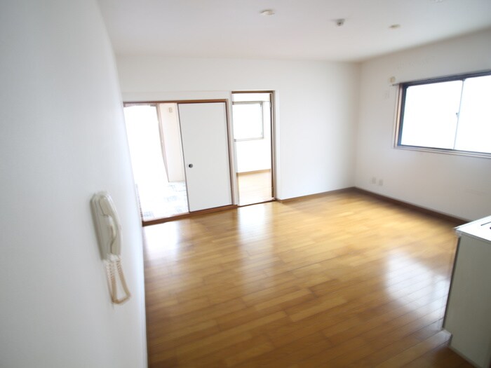 物件内観写真7　(居室)