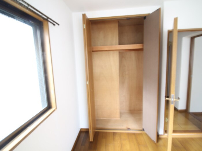 物件内観写真15　(収納)