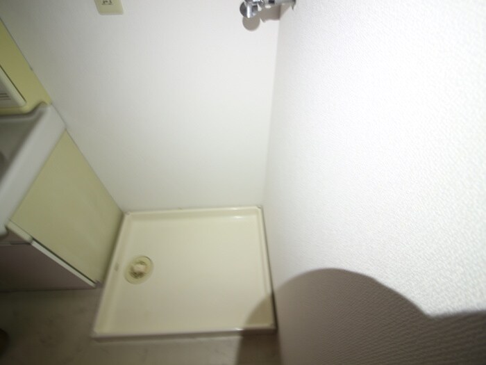 物件内観写真22　(洗濯機置場)