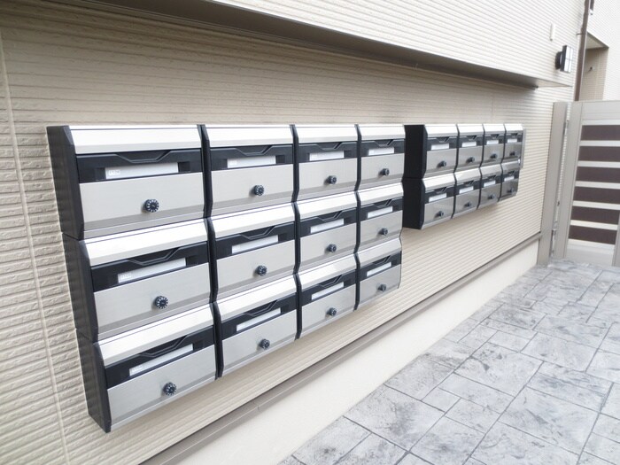 物件外観写真4　(建物設備)