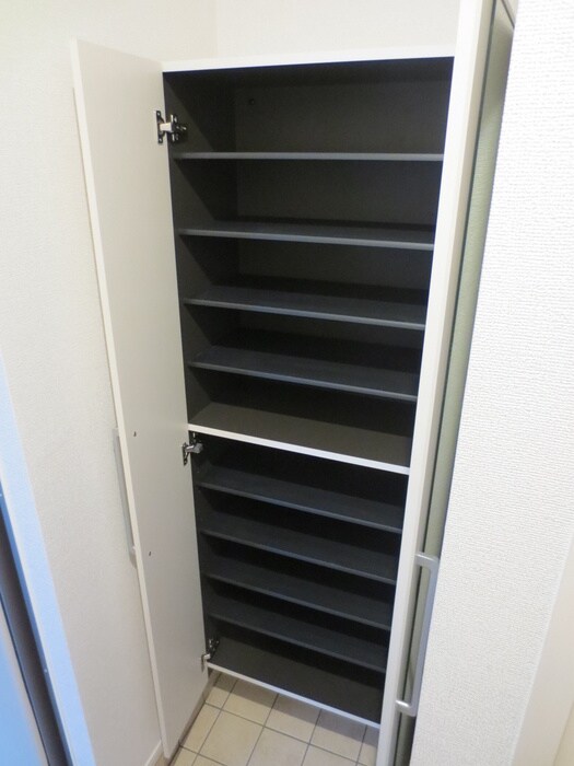 物件内観写真16　(靴箱)