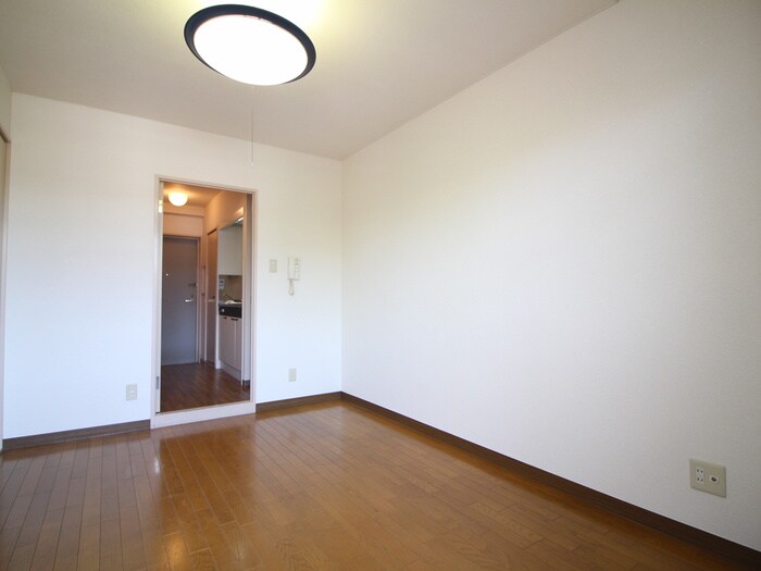 物件内観写真18　(居室)