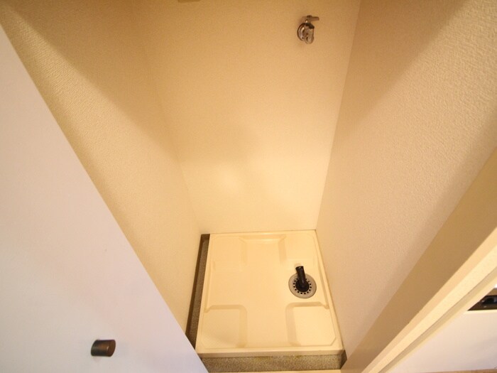 物件内観写真19　(洗濯機置場)