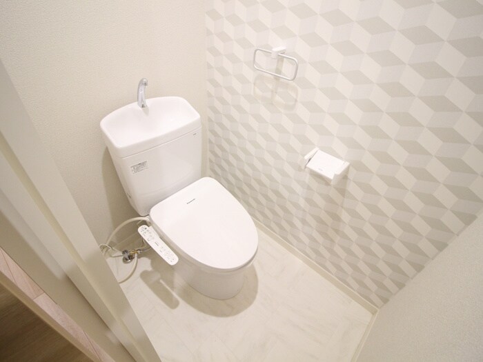 物件内観写真13　(トイレ)