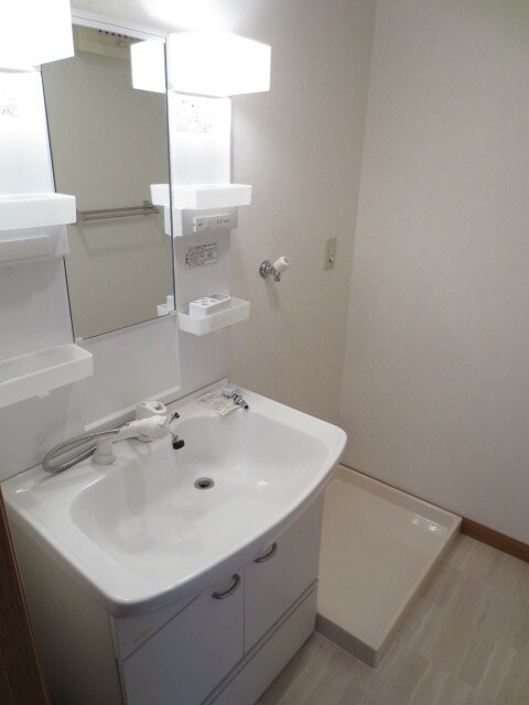 物件内観写真11　(洗面)