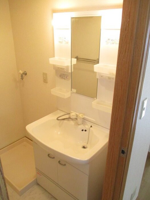 物件内観写真15　(洗面)