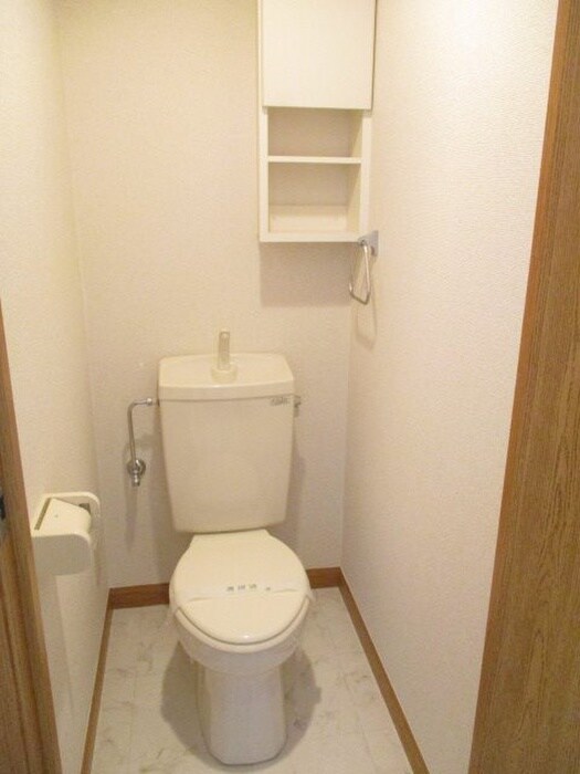 物件内観写真16　(トイレ)