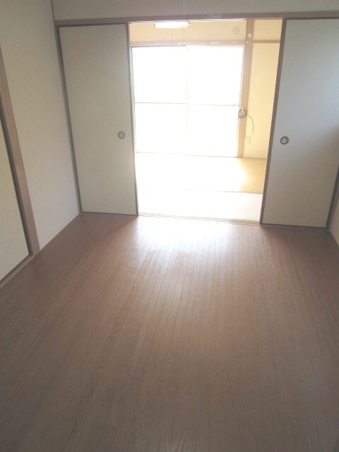 物件内観写真14　(居室)