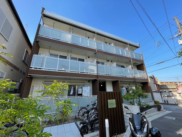 物件外観写真1　(外観写真)