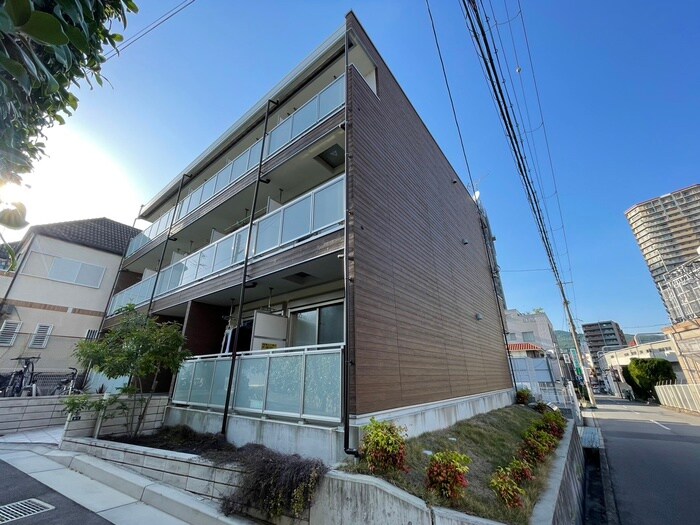 物件外観写真3　(外観写真)