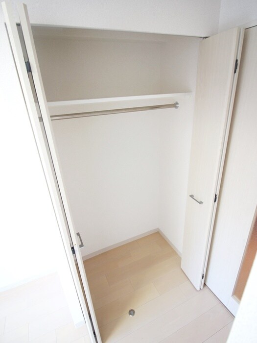 物件内観写真13　(収納)